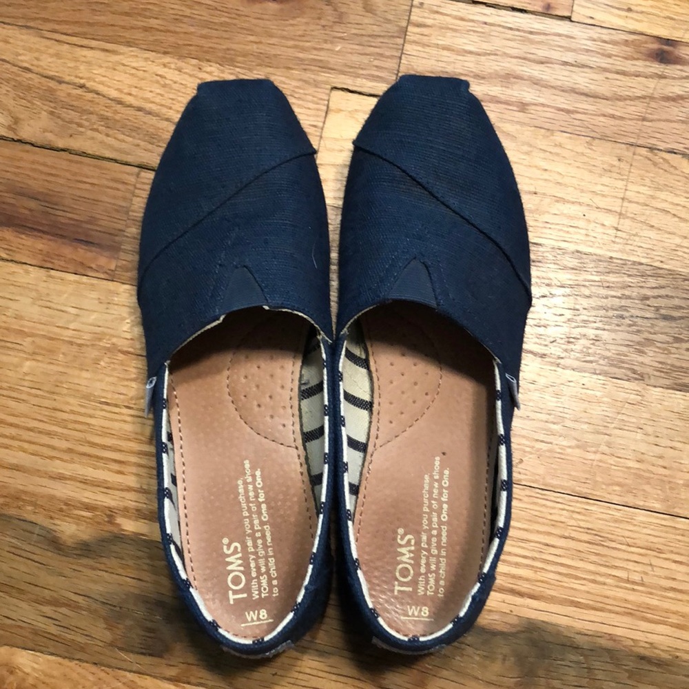 Navy size 8 toms